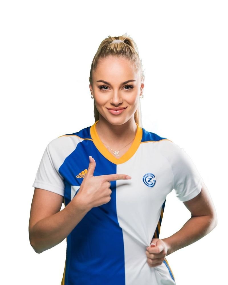 Anna Markovich football player