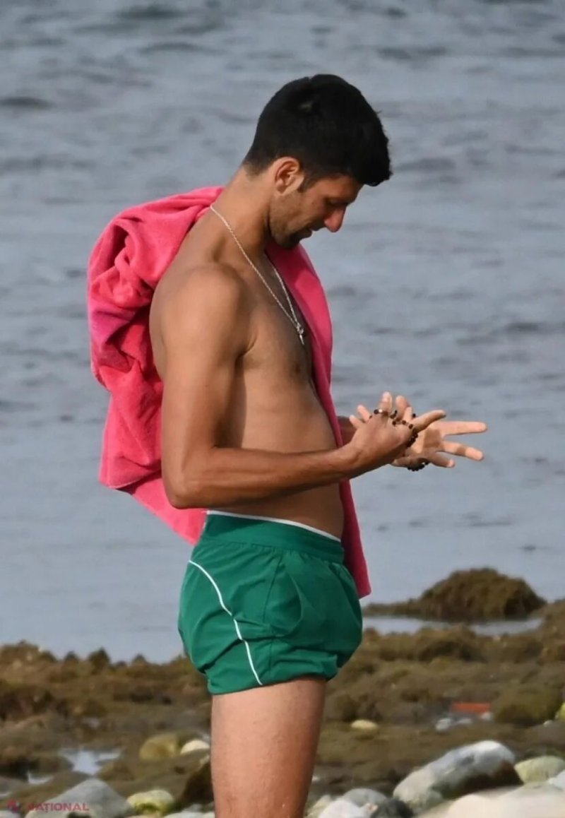 Novak Jokovic Bulge