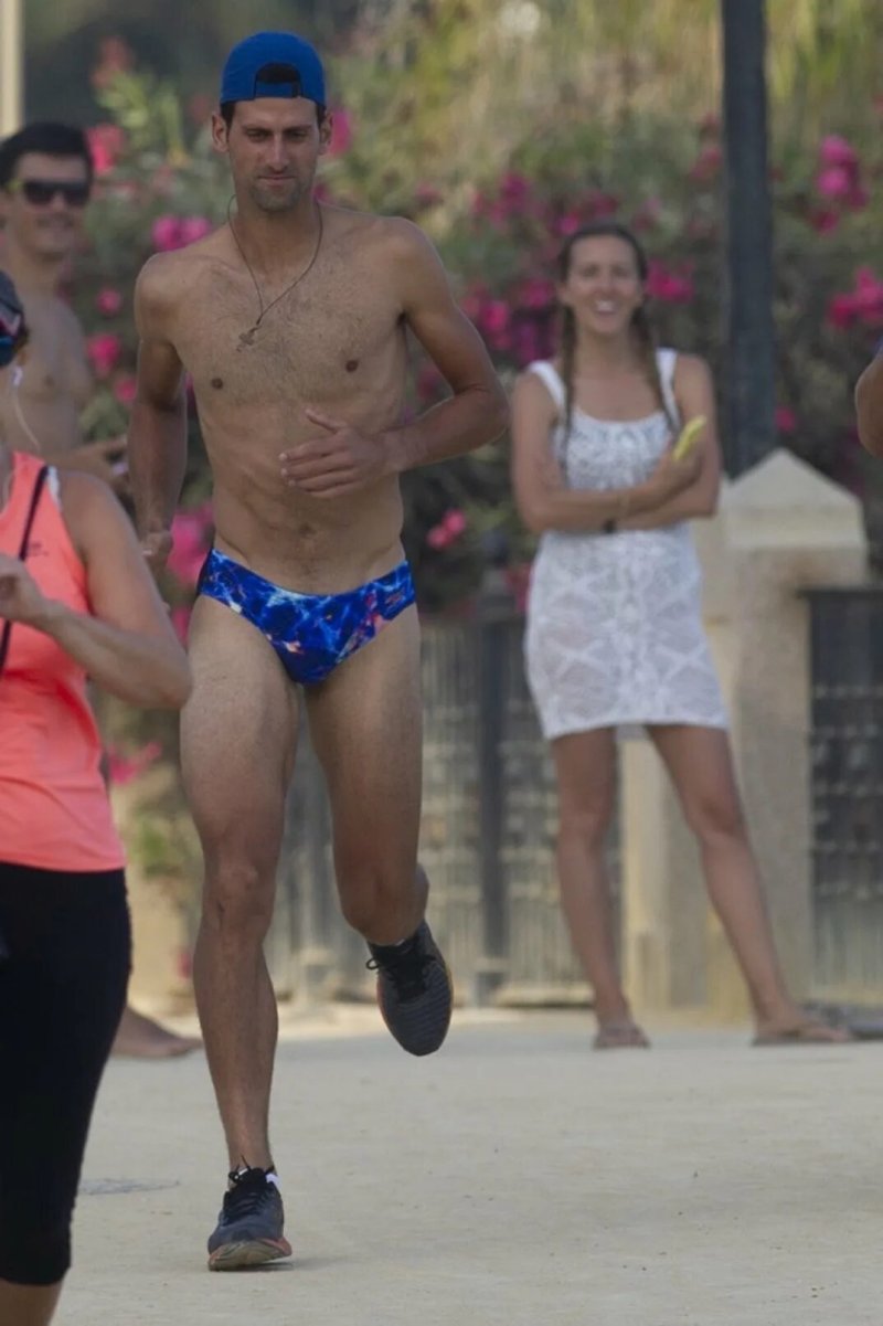 Novak Jokovic Bulge