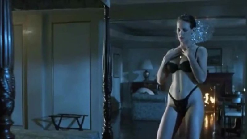 Jamie Lee Curtis True Lie Dance