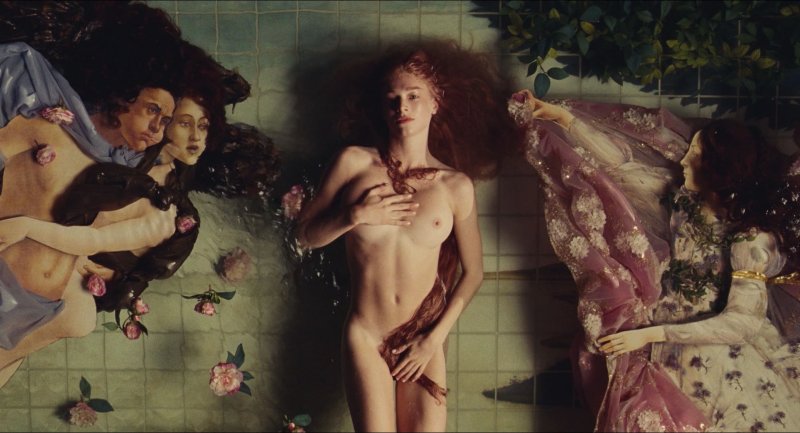 Hunter Schafer chest
