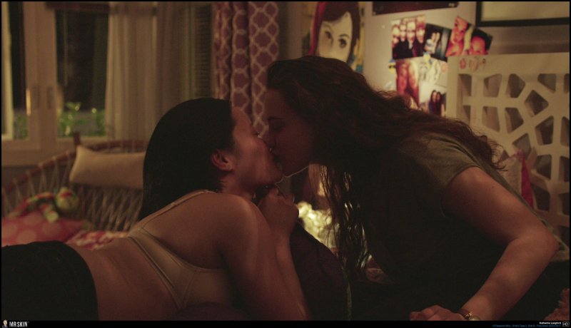 Katherine Langford kiss