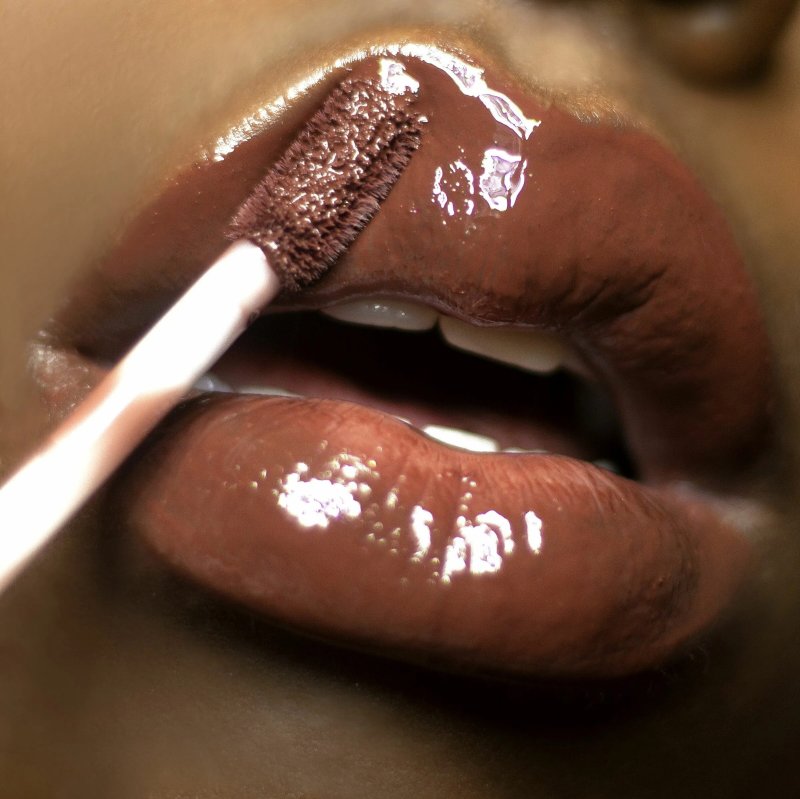 Chocolate lips