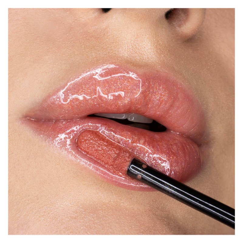 Black lipgrack black scandalous