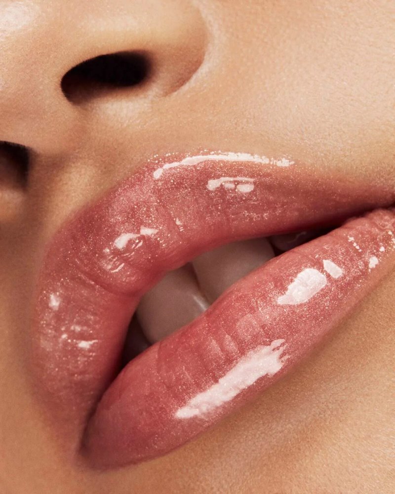 The lip gloss