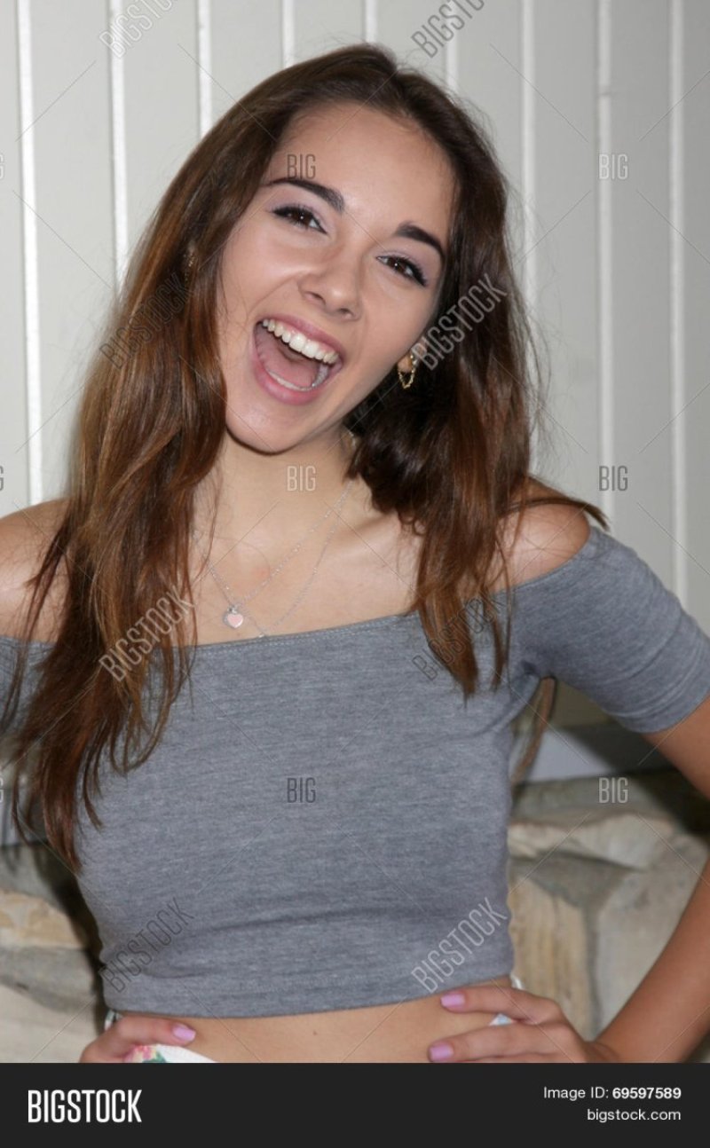Haley Pullos