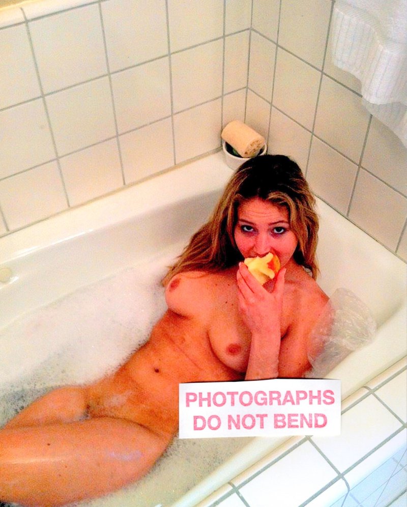 Jennifer Lawrence Naked
