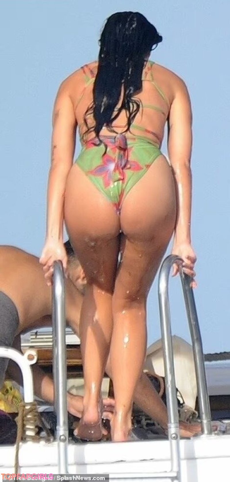 Dua Lipa is naked