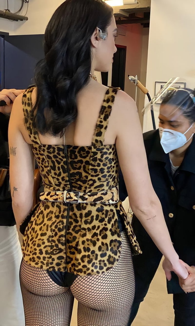 Dua Lipa Popka