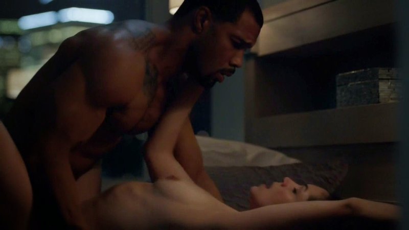Lela Loren Erotic scenes
