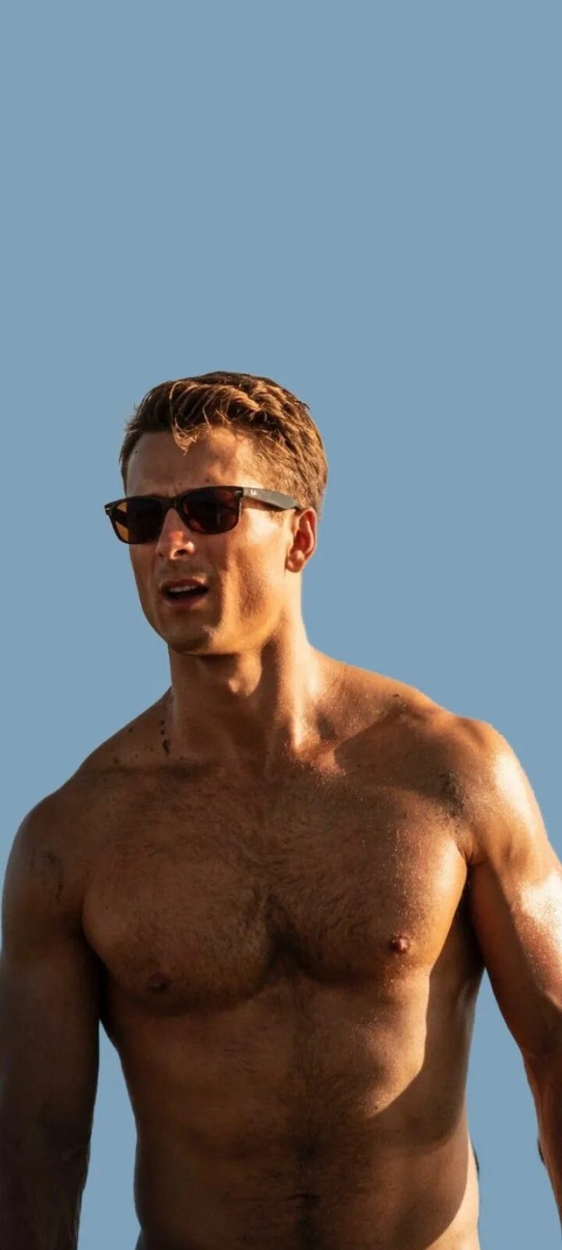 Miles Telelers torso