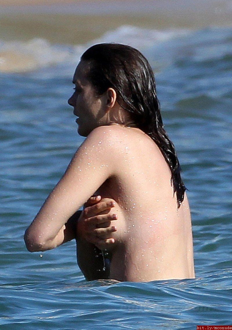 Naked Marion Kotiyar