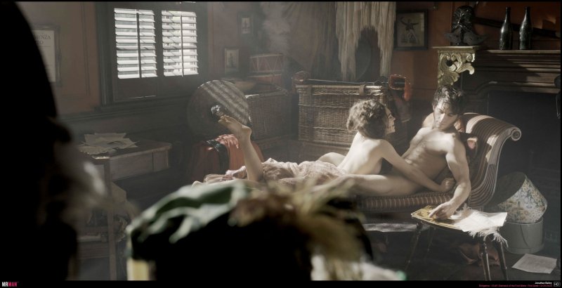 Jonathan Bailey bed scenes