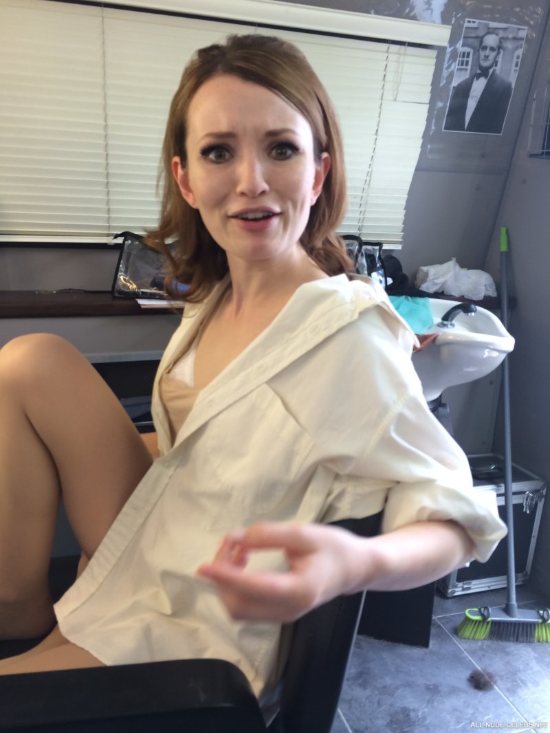 Emily Browning drain
