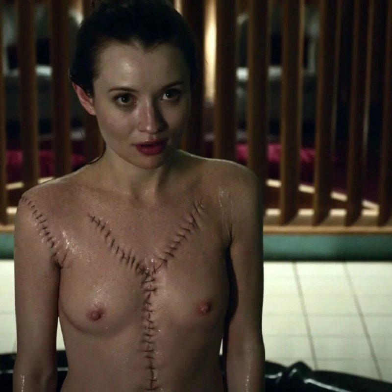 Emily Browning nudity in the film