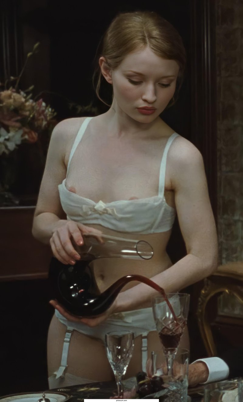 Emily Browning Sleeping Beauty