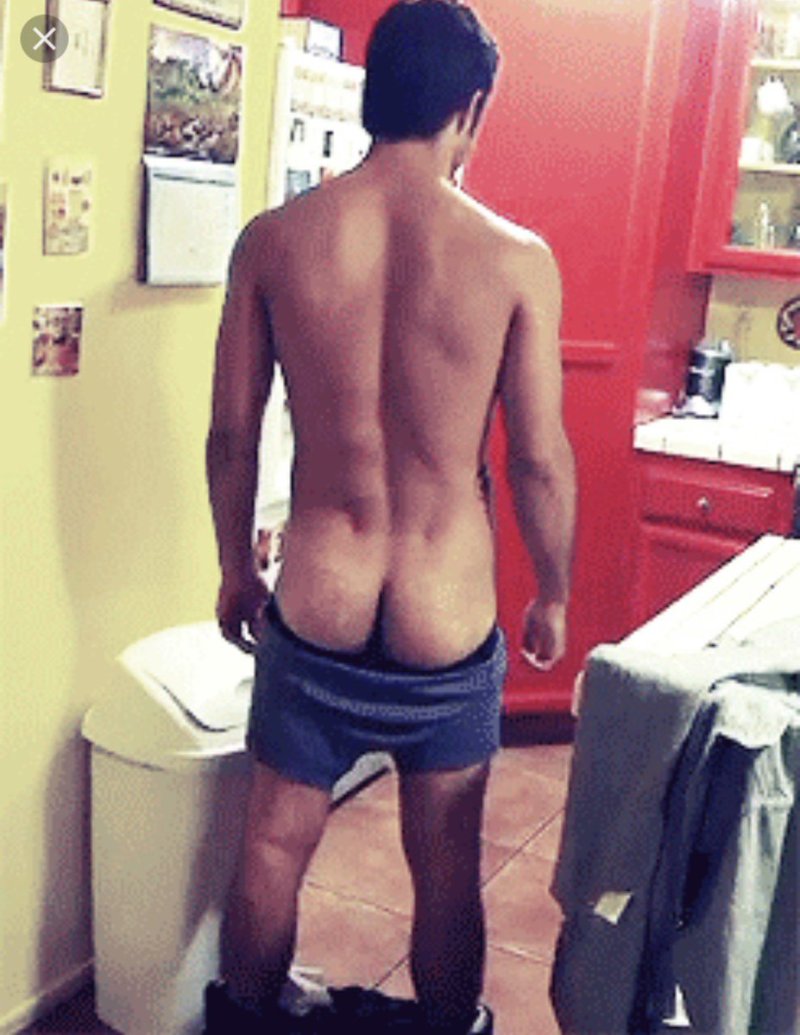 Tyler Uzi Naked Member