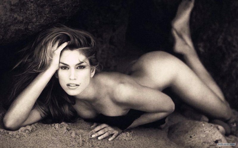 Cindy Crawford is young