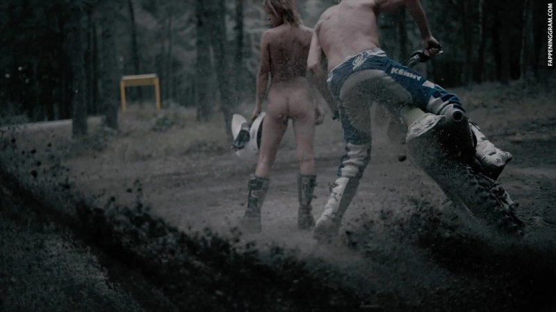 Naked celebrities