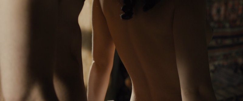 Maria Valverde Toples