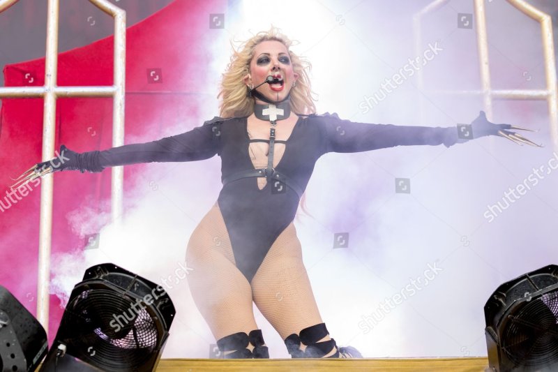 Maria Brink