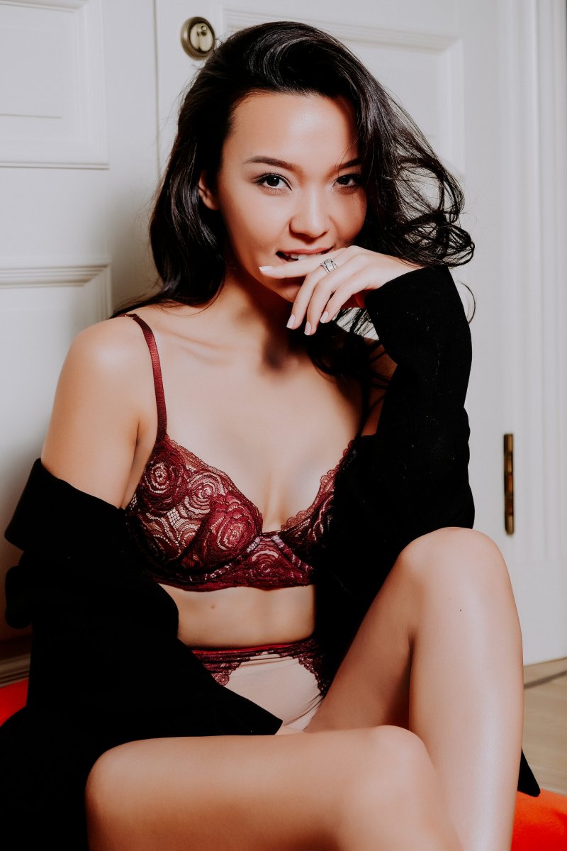 Bra