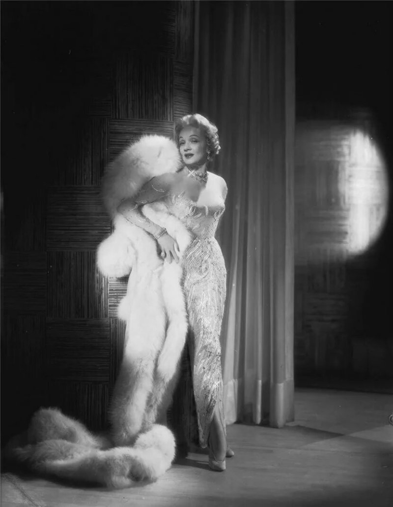 Marlene Dietrich naked dress