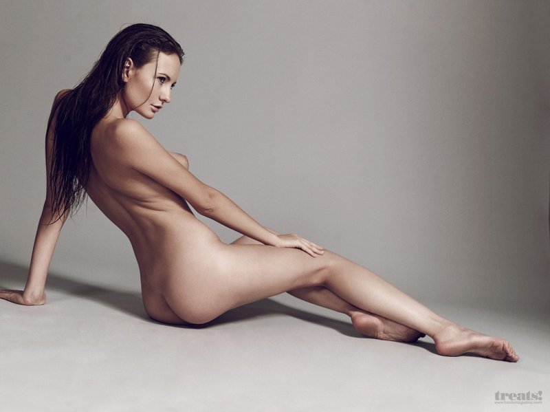 Nude models