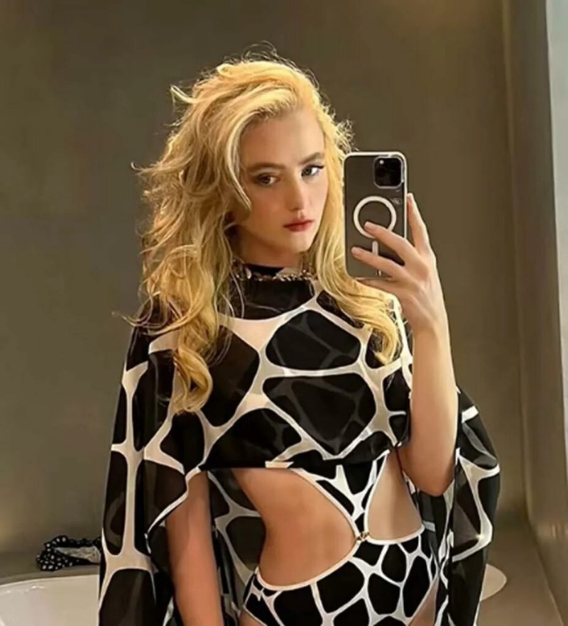 Kathryn Newton