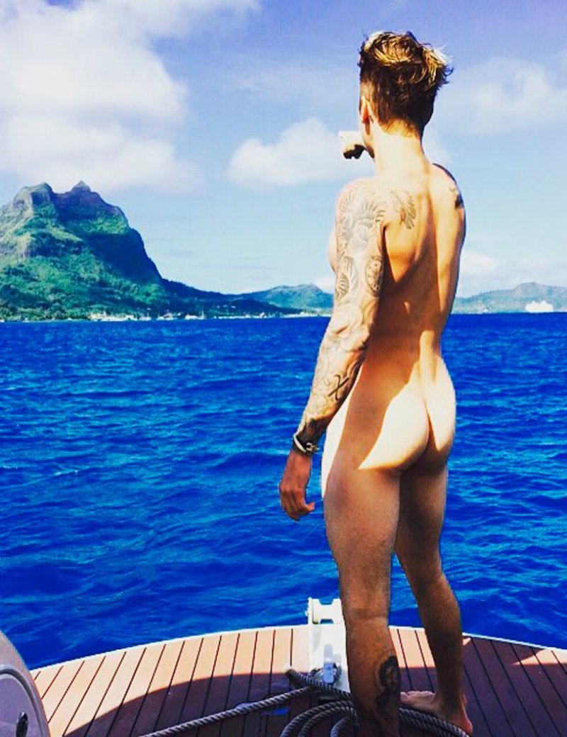 Justin Bieber Naked on Bora Bora