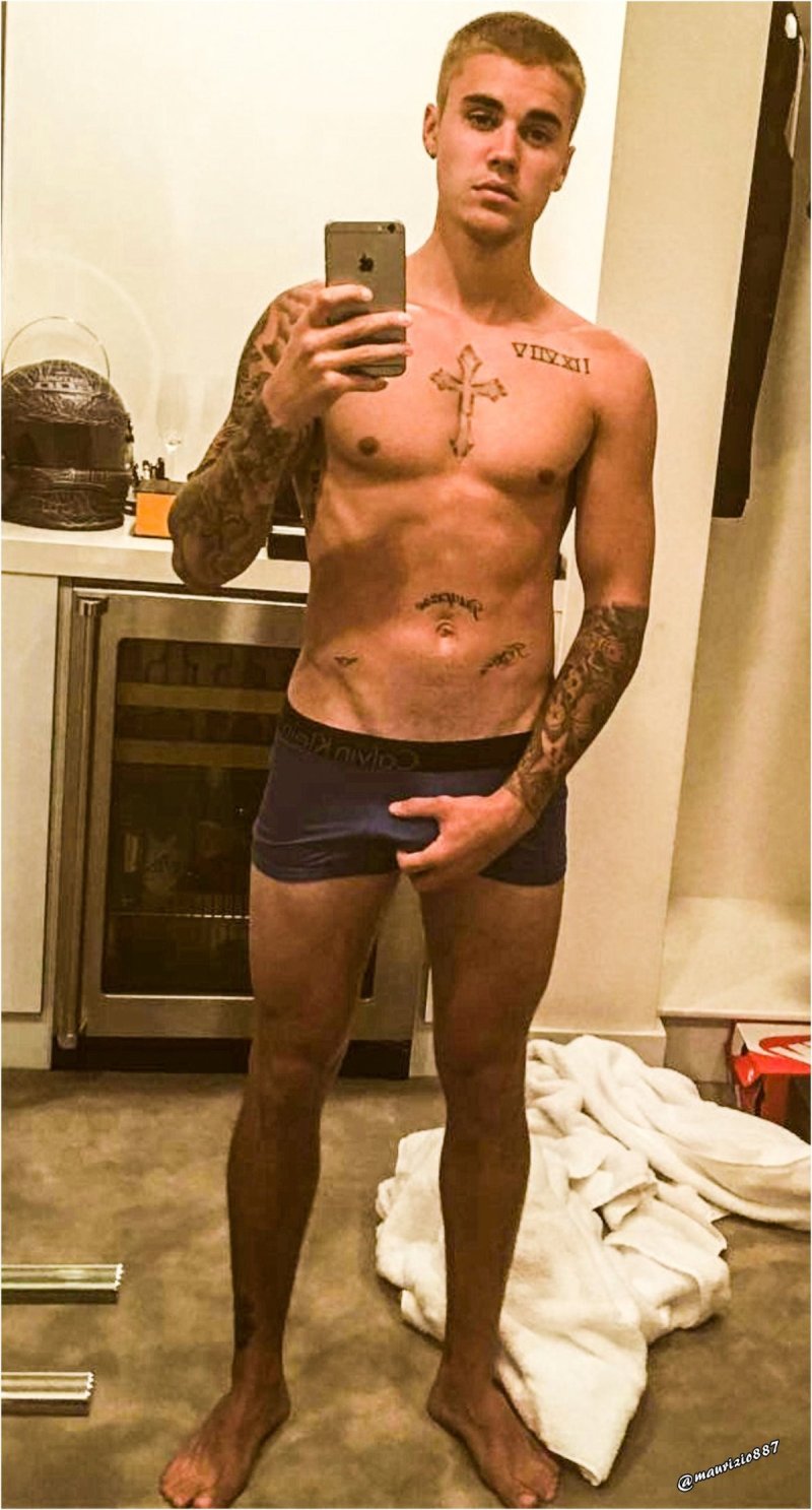 Justin Bieber undressed