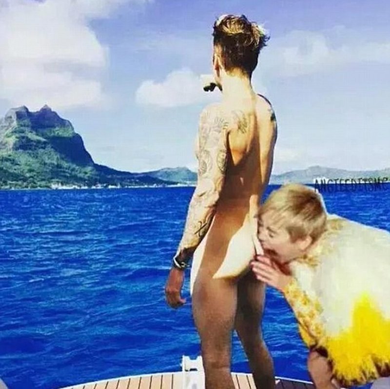 Justin Bieber Naked on Bora Bora