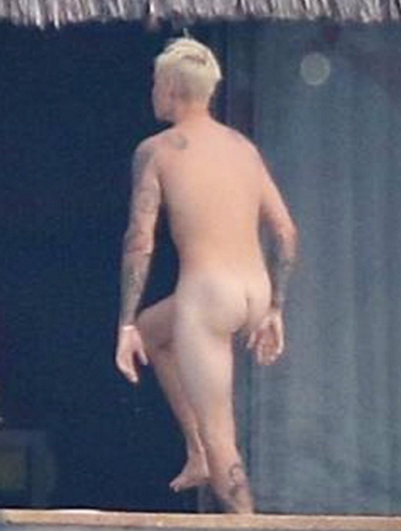 Justin Bieber Naked on Bora Bora