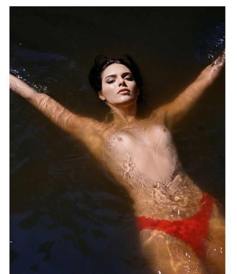 Kendall Jenner Toples
