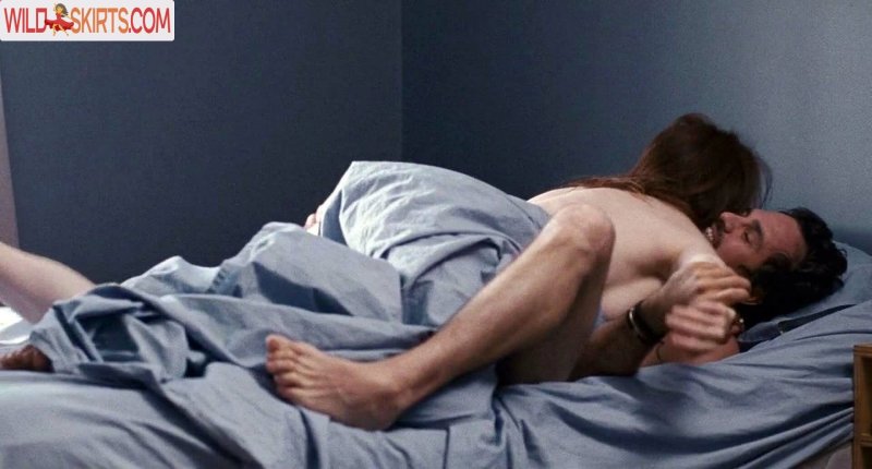 Julianna Moore naked in movies