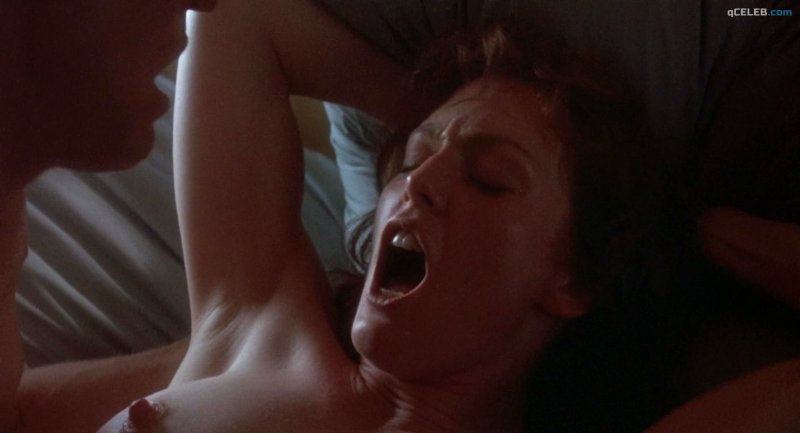 Julianna Moore Erotic scenes