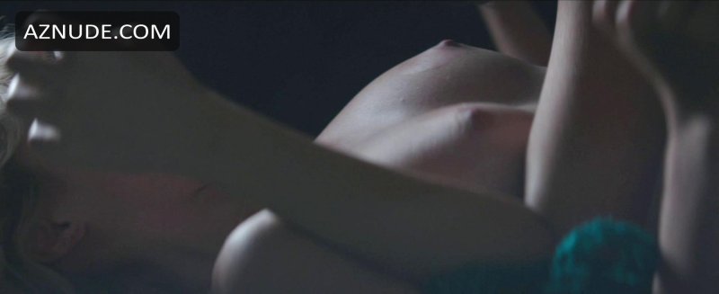 Dianna Agron Nude