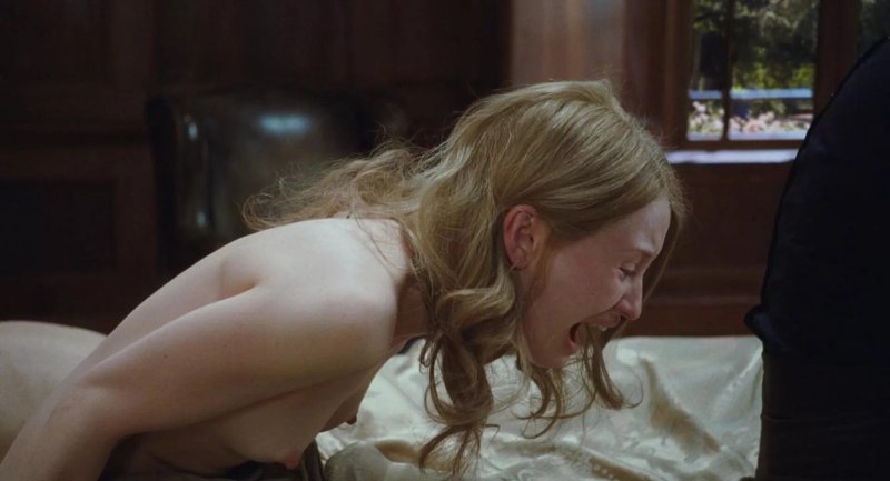 Emily Browning Sleeping Beauty