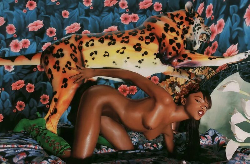 Naked Naomi Campbell