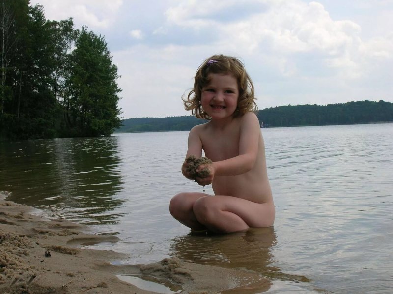 Children naked