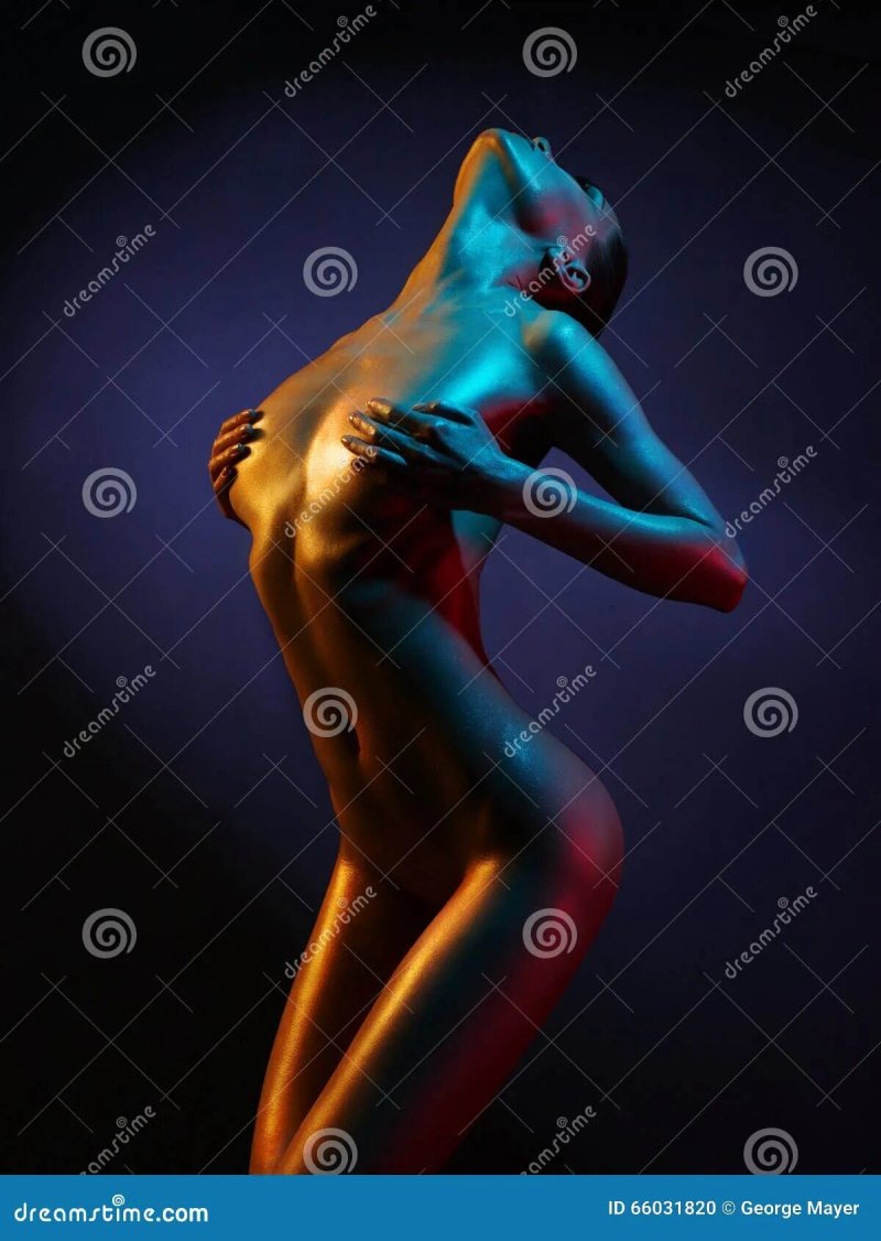 Photo shoot nude with color light