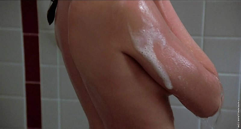 Kelly Lebrok Naked