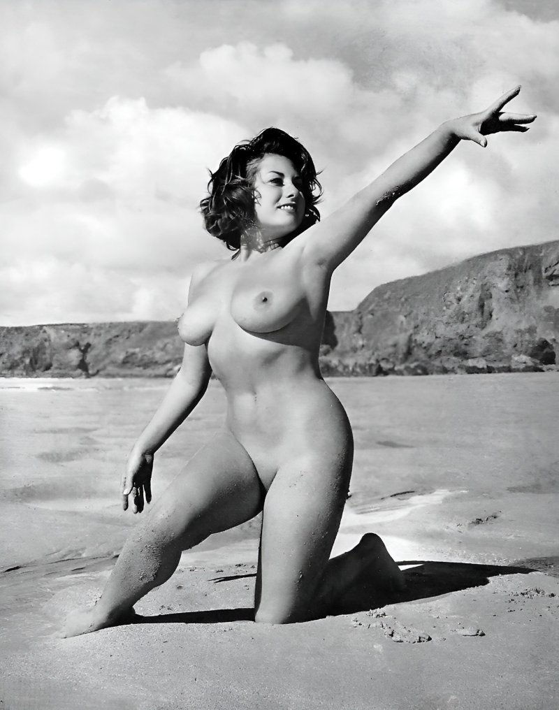 Merilin Monroe in a swimsuit