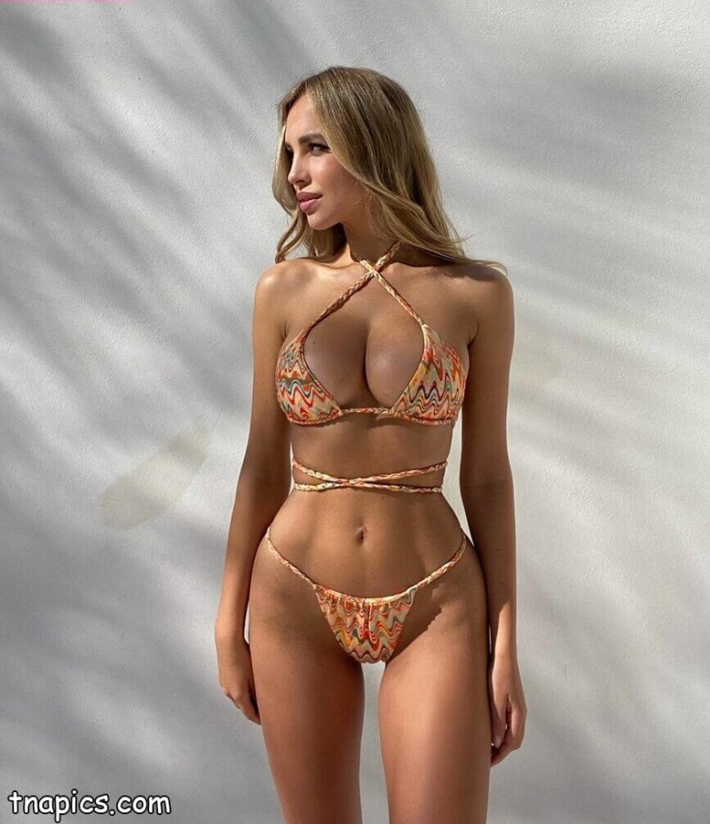 Veronica Belik Tits