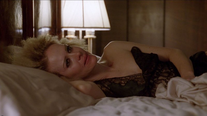 Sarah Polson Erotic scenes
