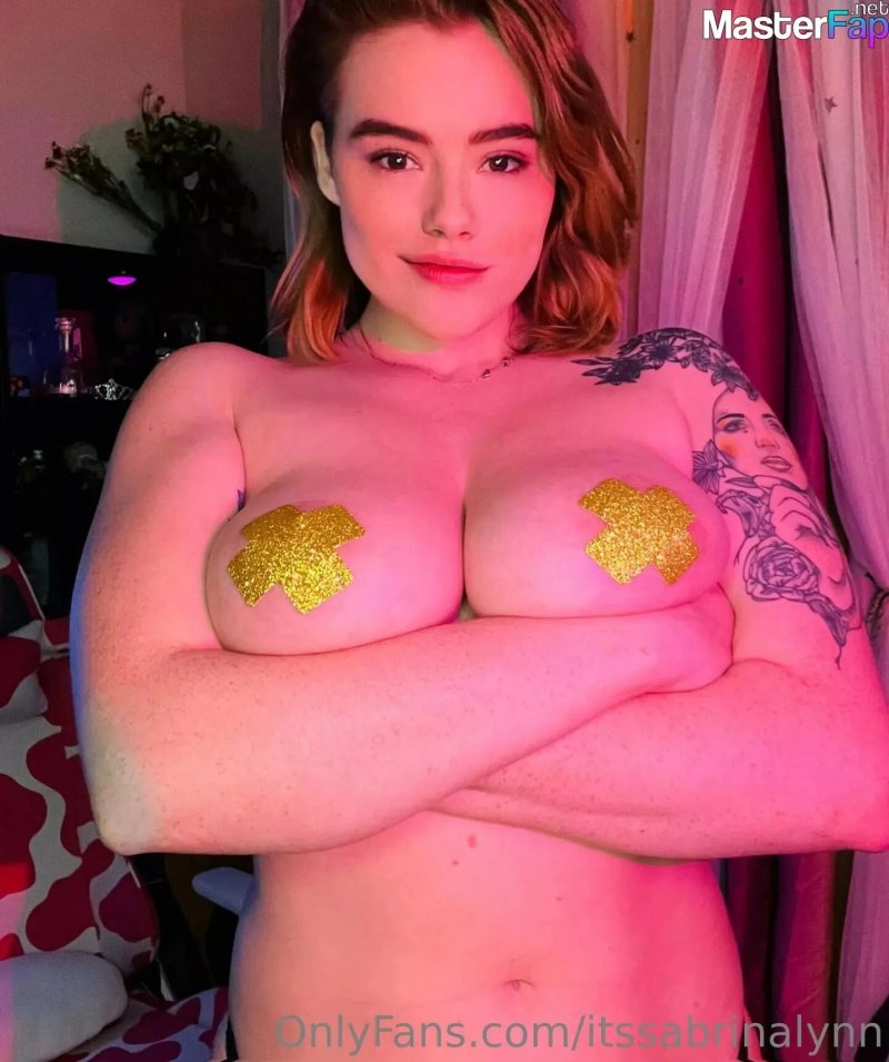 Sabrina Lynn red
