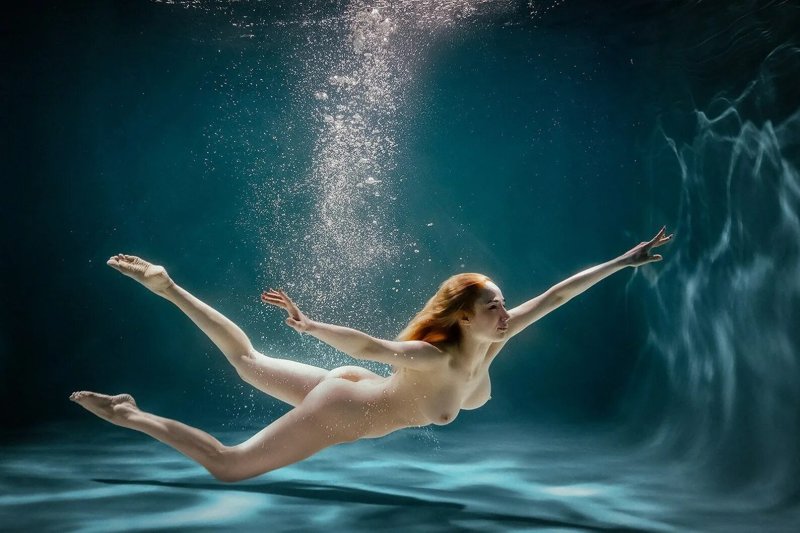 Beautiful naked under water
