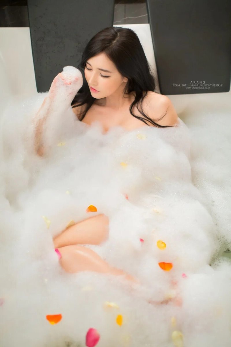 Asian girls in the bathroom