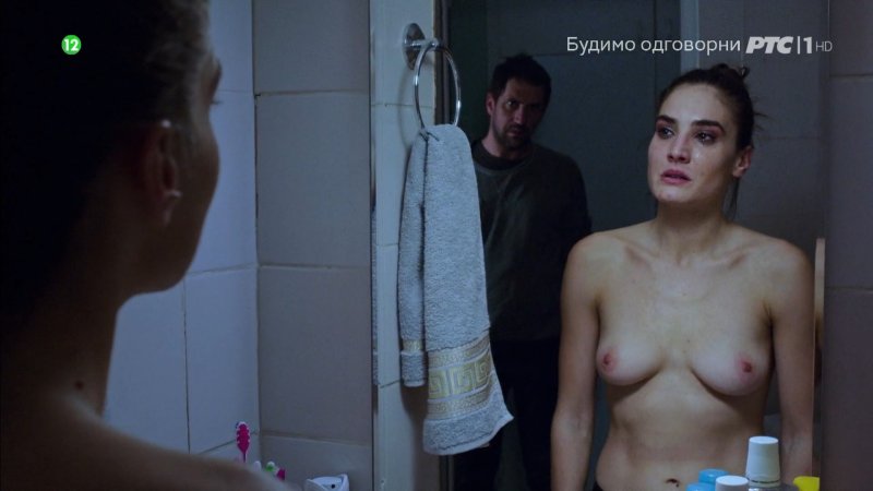 Naked actress