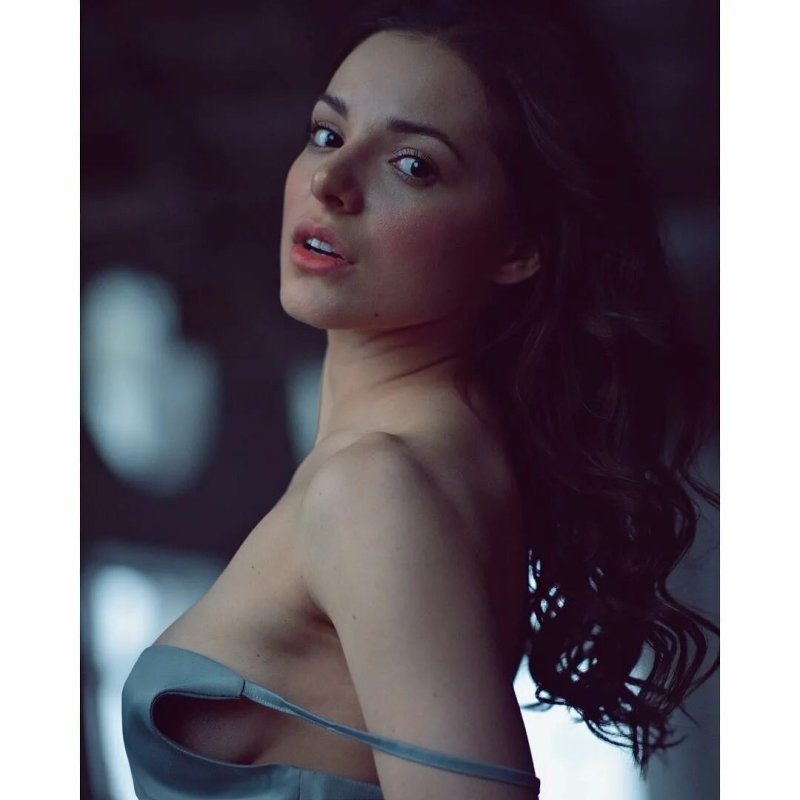 Anna Glaube Naked